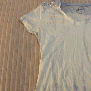 White Tie-Dye T-Shirt With Shoulder Decor